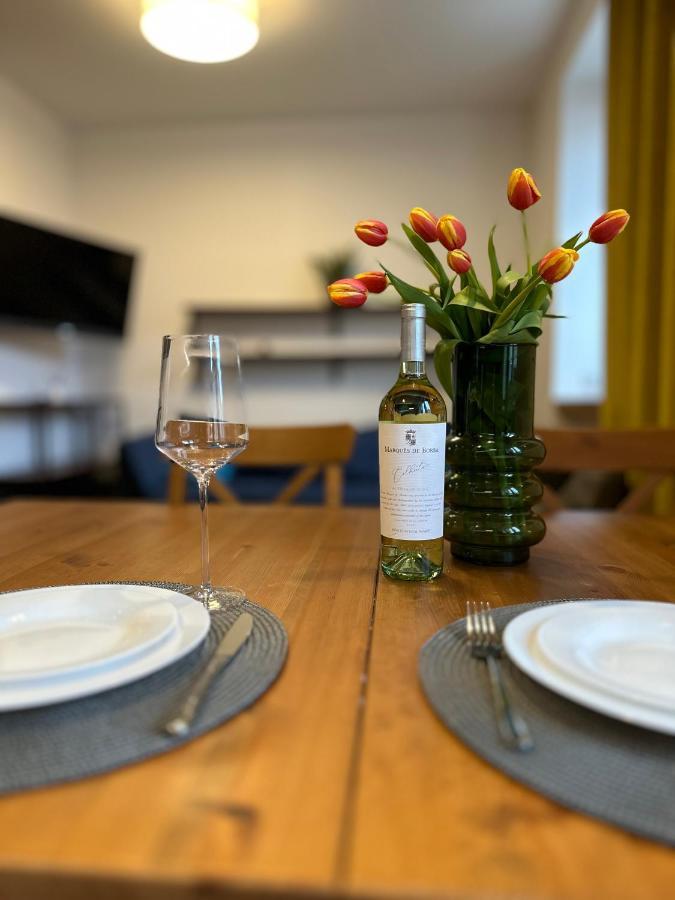 Jazz Apartament Czestochowa Centrum 2-Bedroom المظهر الخارجي الصورة