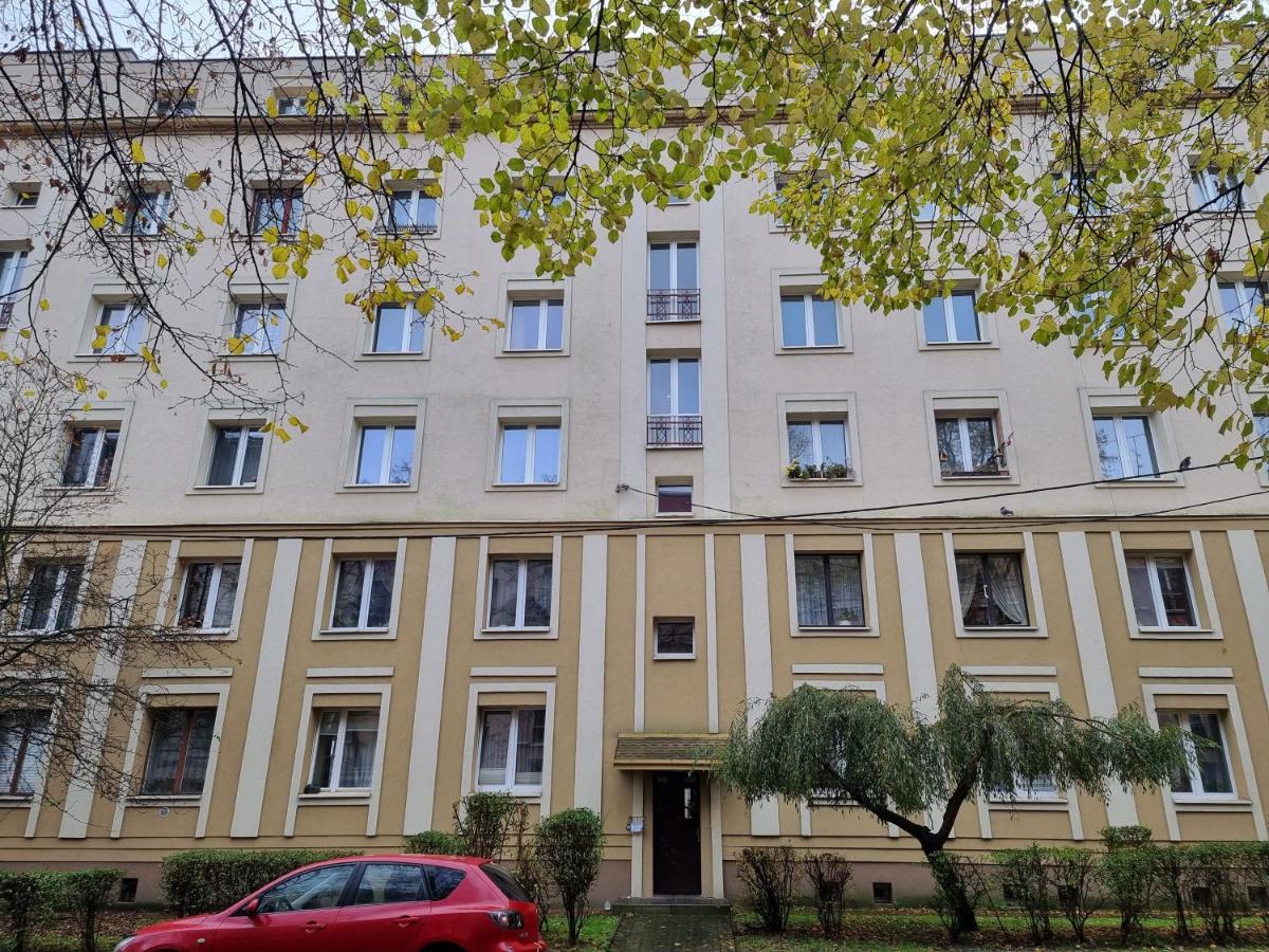Jazz Apartament Czestochowa Centrum 2-Bedroom المظهر الخارجي الصورة
